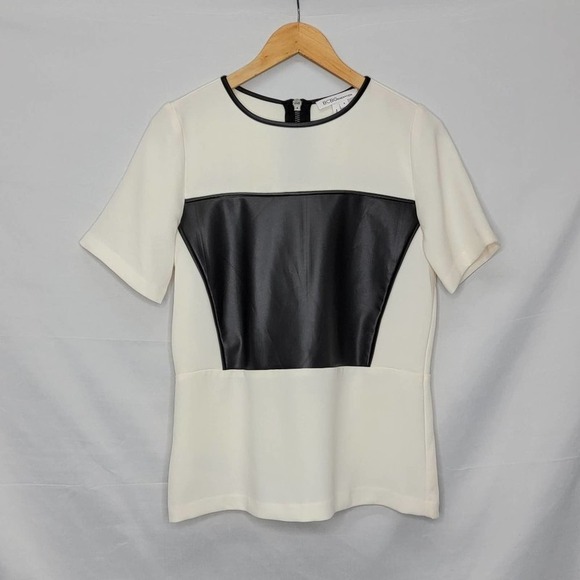 BCBGENERATION Short Sleeve Professional Blouse - Picture 10 of 11